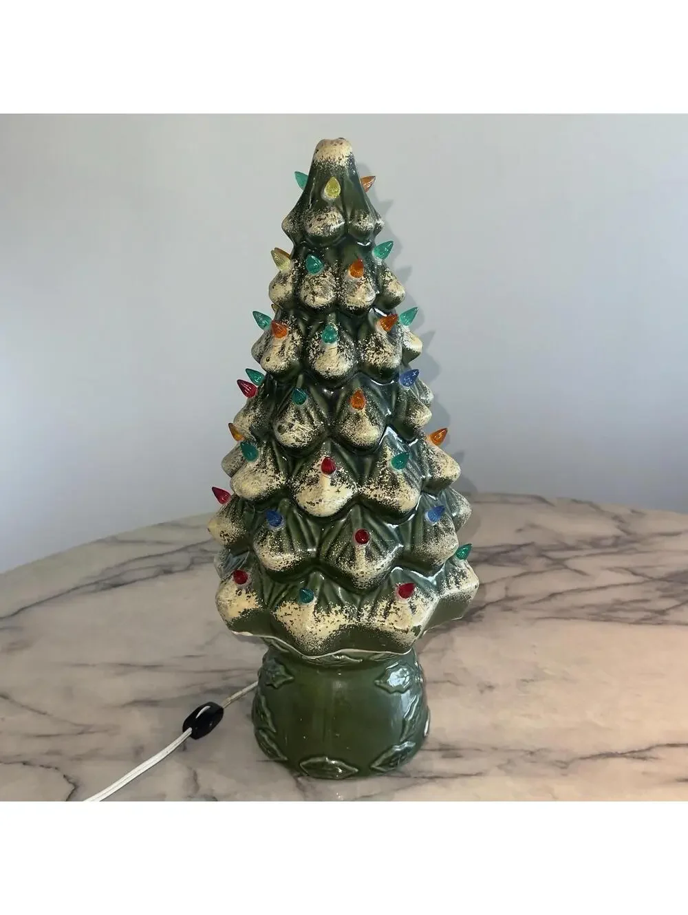 Ceramic Christmas Tree Lamp Lighted Pinecone Multi Pegs OG Vintage 18